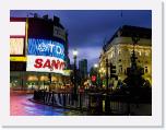 Piccadilly Circus, London, England * 1600 x 1200 * (380KB)